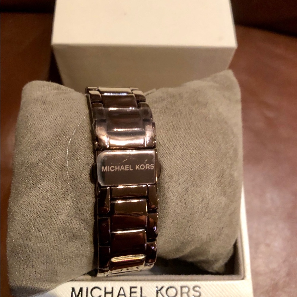 Michael Kors Watch (New) - Picture 4 of 4